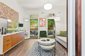 Picturesque 1-Bed Inner City Base